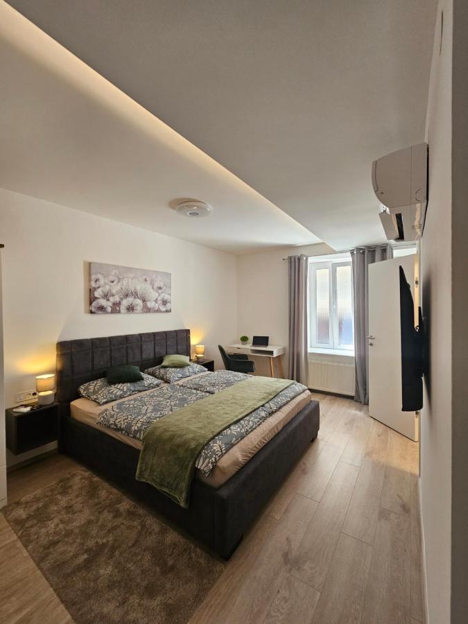 Golden Sun Apartamento Zagreb Exterior foto